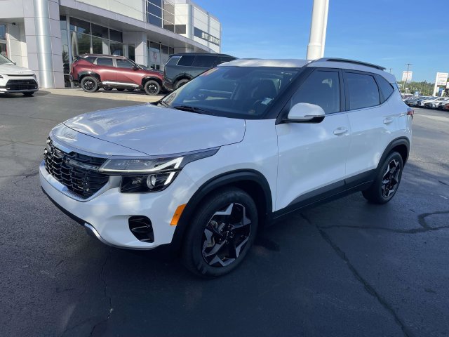Used 2024 Kia Seltos EX FWD image 37