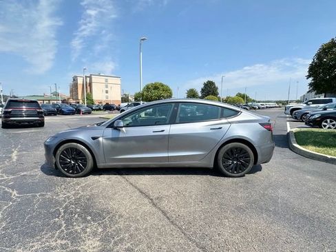 Used 2025 Tesla Model 3 Long Range AWD/4WD image 6