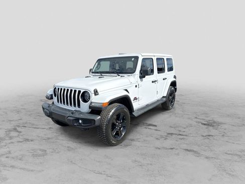 Used 2021 Jeep Wrangler Unlimited Sahara image 4