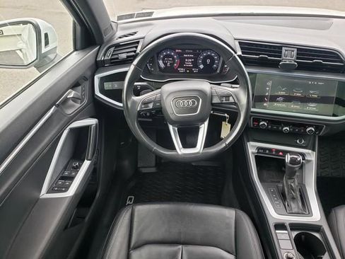 Used 2022 Audi Q3 2.0T Premium Plus AWD/4WD image 15