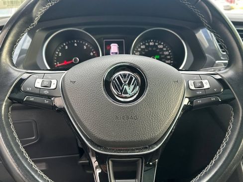 Used 2021 Volkswagen Tiguan SE R-Line FWD image 24