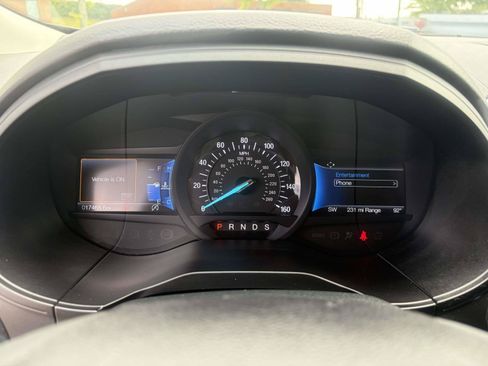 Used 2023 Ford Edge SEL w/ Sport Appearance Package AWD/4WD image 11