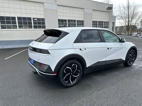Certified 2023 Hyundai Ioniq 5 SE image 6