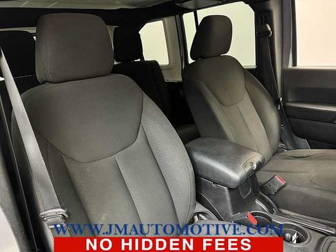 Used 2016 Jeep Wrangler Unlimited Sport w/ Quick Order Package 24S AWD/4WD image 20