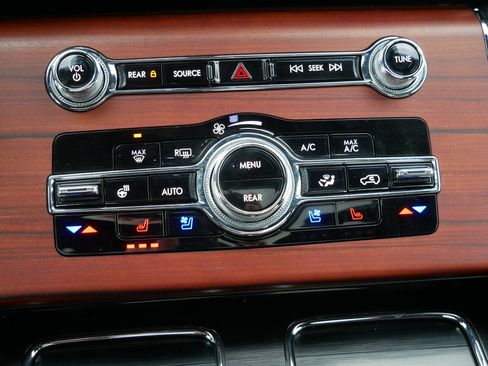 Used 2022 Lincoln Aviator Reserve w/ Equipment Group 201A AWD/4WD image 24