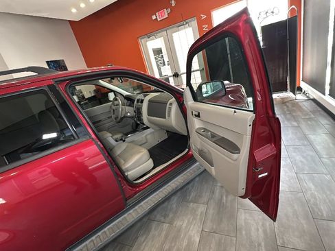 Used 2008 Ford Escape XLT FWD image 20