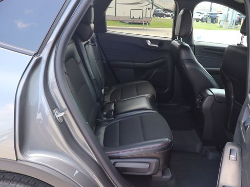 Used 2025 Ford Escape ST-Line Select w/ Tech Pack #1 AWD/4WD image 12