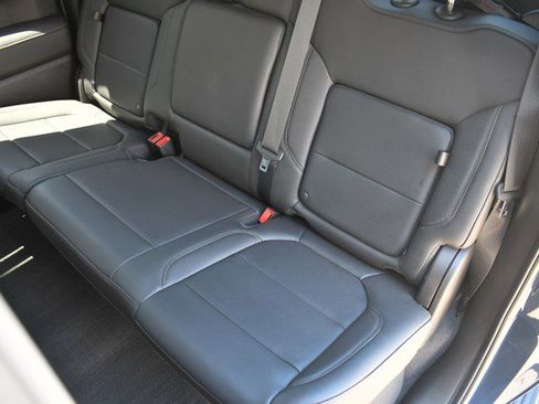 Used 2022 GMC Sierra 1500 SLT w/ SLT Premium Package AWD/4WD image 23