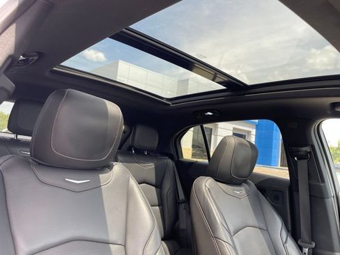 Used 2019 Cadillac XT4 Sport FWD image 37