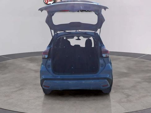 Used 2024 Nissan Kicks SR FWD image 19