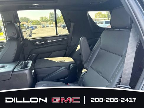 Used 2024 GMC Yukon Denali w/ Advanced Technology Package AWD/4WD image 14