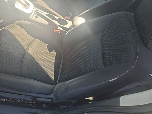 Used 2015 Nissan Sentra SR w/ Navigation Package FWD image 9