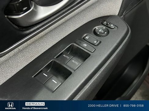 Used 2017 Honda CR-V EX image 18
