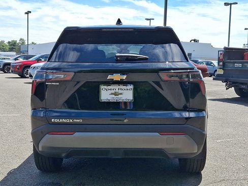 Used 2026 Chevrolet Equinox LT w/ Convenience Package II AWD/4WD image 6
