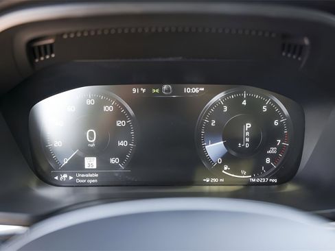 Used 2020 Volvo XC60 T5 Inscription w/ Protection Package Premier image 14