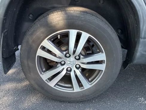 Used 2017 Honda Ridgeline RTS image 17