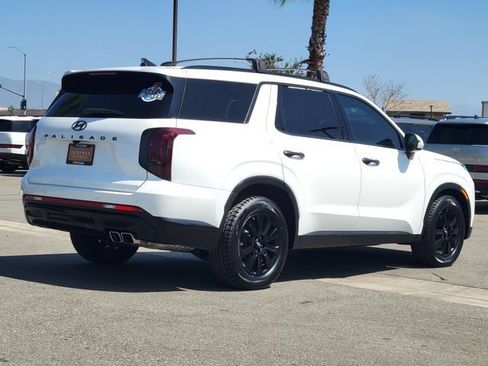Certified 2024 Hyundai Palisade SEL FWD image 4