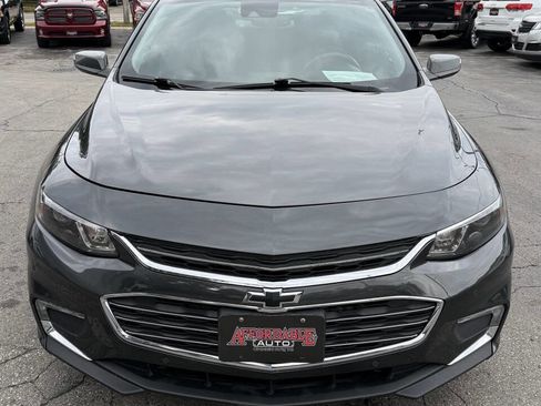 Used 2016 Chevrolet Malibu LT w/ Driver Confidence Package image 8