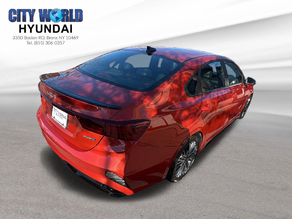 Used 2024 Kia Forte GT-Line w/ GT-Line Premium Package FWD image 5