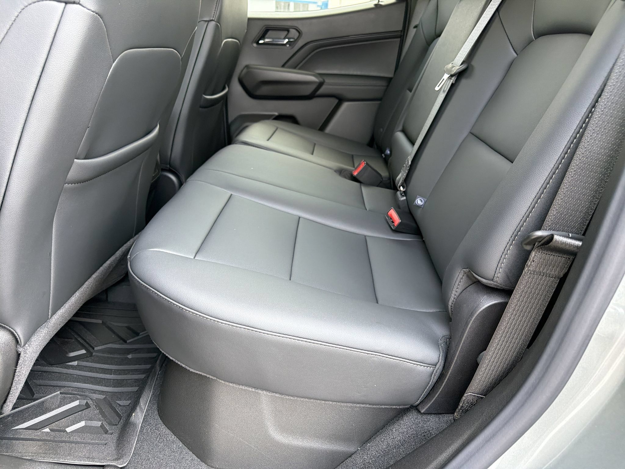 New 2026 GMC Canyon Elevation w/ Convenience Package RWD image 15