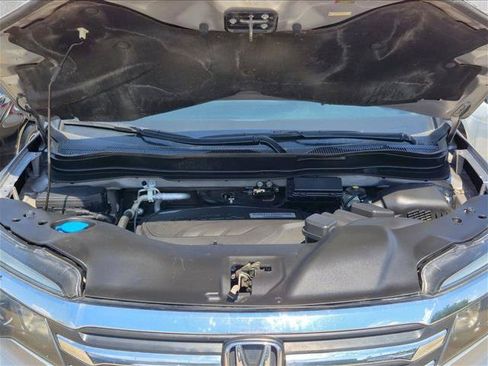 Used 2016 Honda Pilot LX image 21