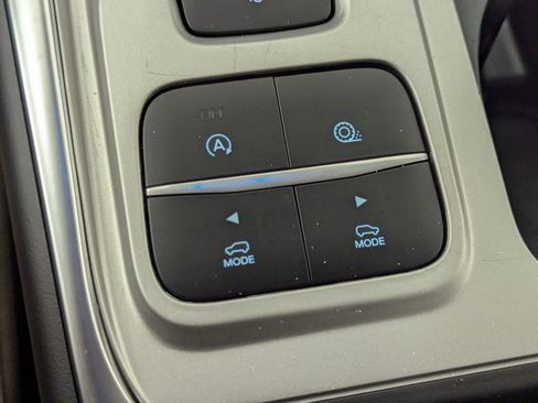 Certified 2024 Ford Explorer XLT w/ Equipment Group 202A image 28