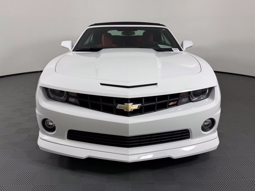 Used 2013 Chevrolet Camaro SS RWD image 10