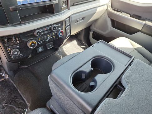 New 2025 Ford F250 XLT w/ 360-Degree Camera Package image 18
