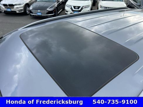 Used 2020 Kia Telluride S w/ S 8 Passenger Seating Package AWD/4WD image 12