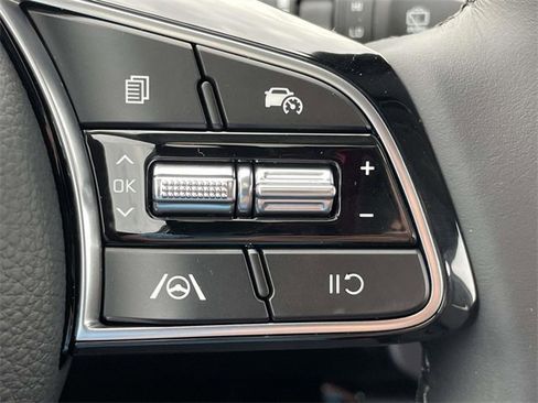 New 2026 Kia Seltos S image 28