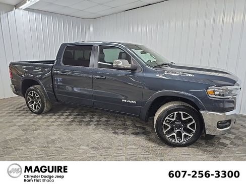 Used 2025 RAM 1500 Laramie AWD/4WD image 1