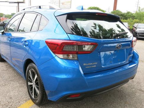 Used 2022 Subaru Impreza 2.0i Premium AWD/4WD image 3
