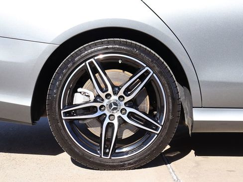 Used 2019 Mercedes-Benz E 450 4MATIC Sedan w/ Premium Package image 49