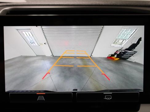 Used 2022 GMC Sierra 1500 SLE image 35