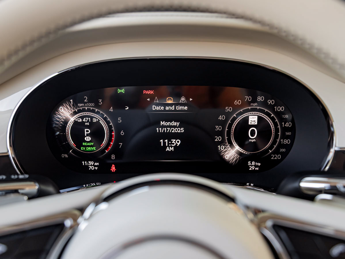 Used 2026 Bentley Flying Spur Azure AWD/4WD image 20