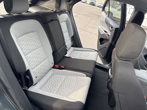 Used 2020 Chevrolet Equinox LT w/ Driver Convenience Package image 15