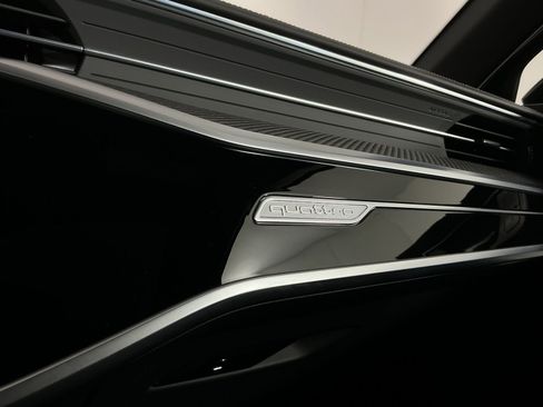 Used 2022 Audi S6 Prestige AWD/4WD image 13