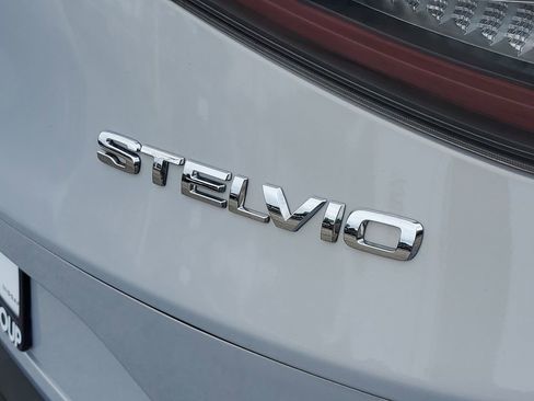 Used 2024 Alfa Romeo Stelvio Sprint AWD/4WD image 6