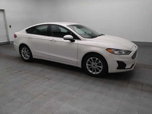 Used 2020 Ford Fusion SE FWD image 11