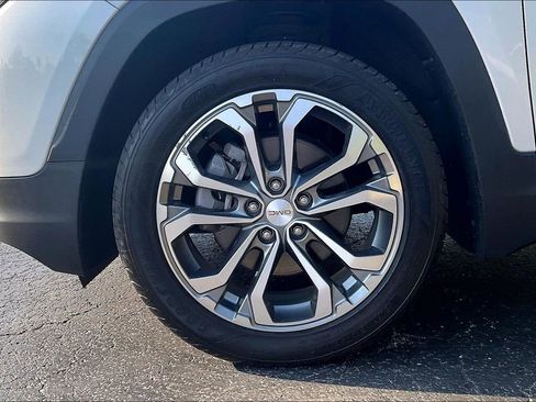 Used 2018 GMC Terrain SLT w/ Preferred Package AWD/4WD image 10