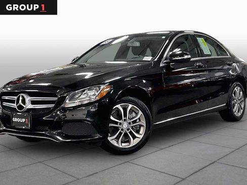 Used 2015 Mercedes-Benz C 300 4MATIC Sedan image 1