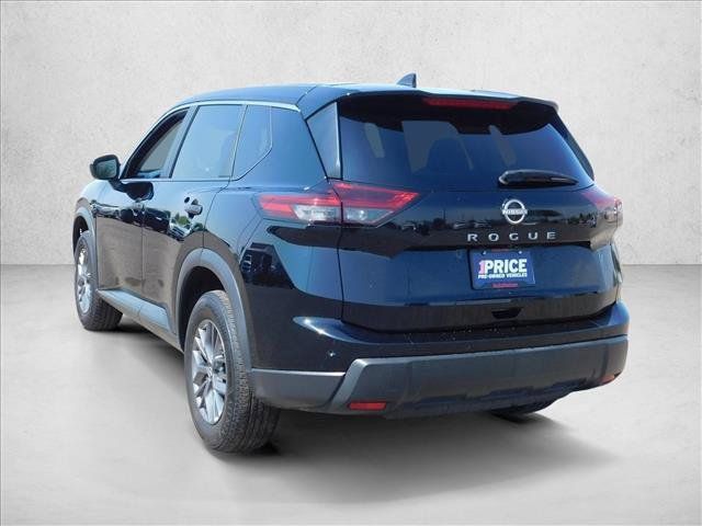 Used 2024 Nissan Rogue S FWD image 13