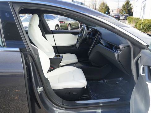 Used 2021 Tesla Model S Long Range Plus image 30