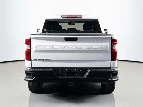 Used 2023 Chevrolet Silverado 1500 W/T w/ Trailering Package AWD/4WD image 6