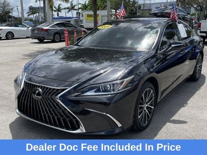 Used 2025 Lexus ES 350 w/ Premium Package
