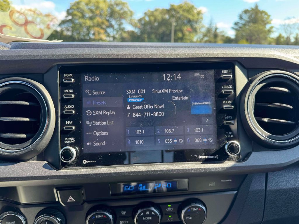 Used 2023 Toyota Tacoma TRD Sport AWD/4WD image 27