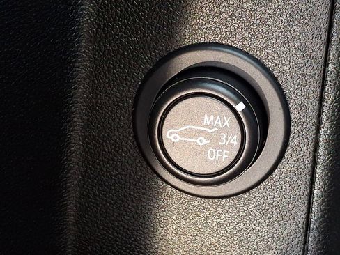 Used 2024 Chevrolet Equinox LT w/ LPO, Floor Liner Package AWD/4WD image 25