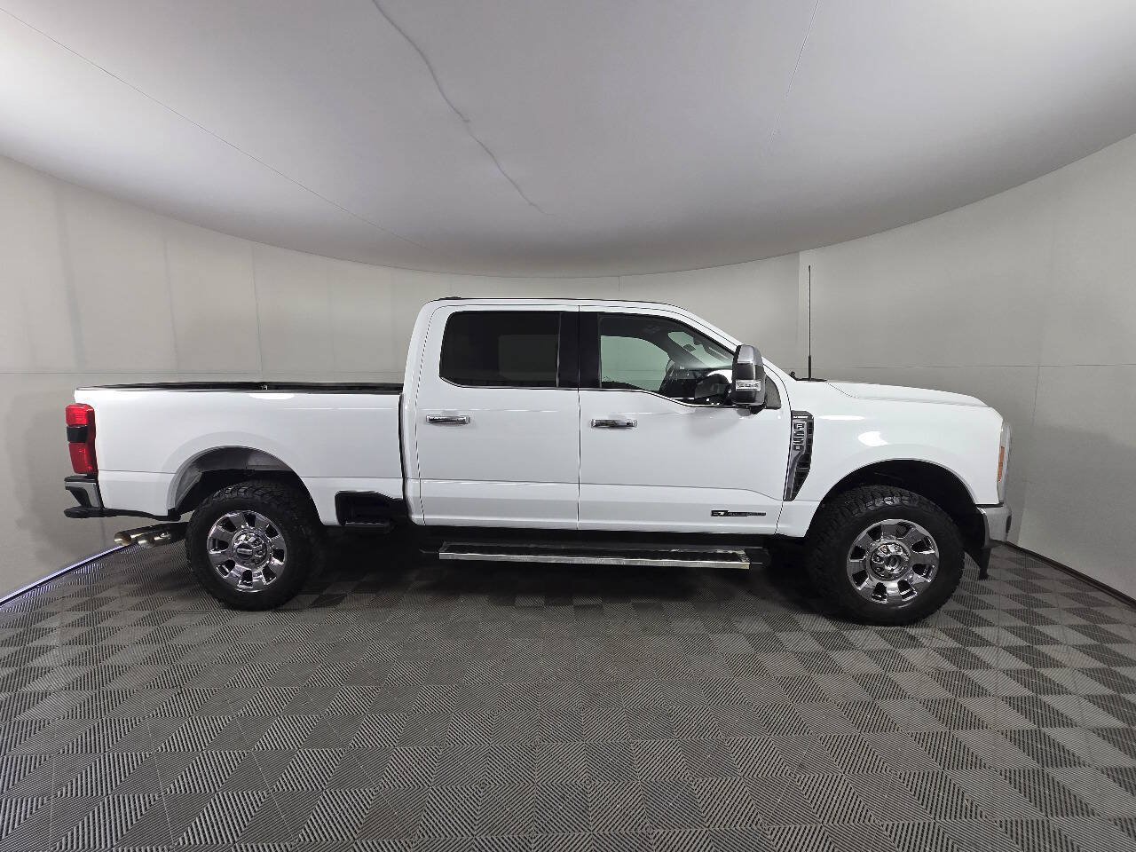 Used 2023 Ford F250 Lariat w/ Chrome Package AWD/4WD image 11