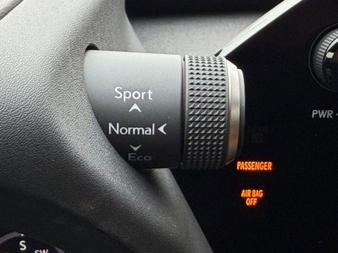 Used 2025 Lexus UX 300h AWD w/ Accessory Package (Z2) image 35