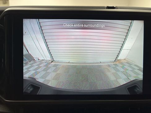 New 2026 Jeep Gladiator Sahara image 9